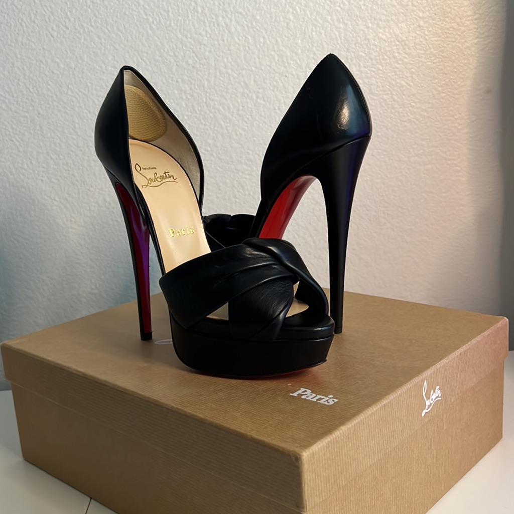 Christian Louboutin Volpi 150 Nappa 6 Inch Stiletto Heels Sz 39